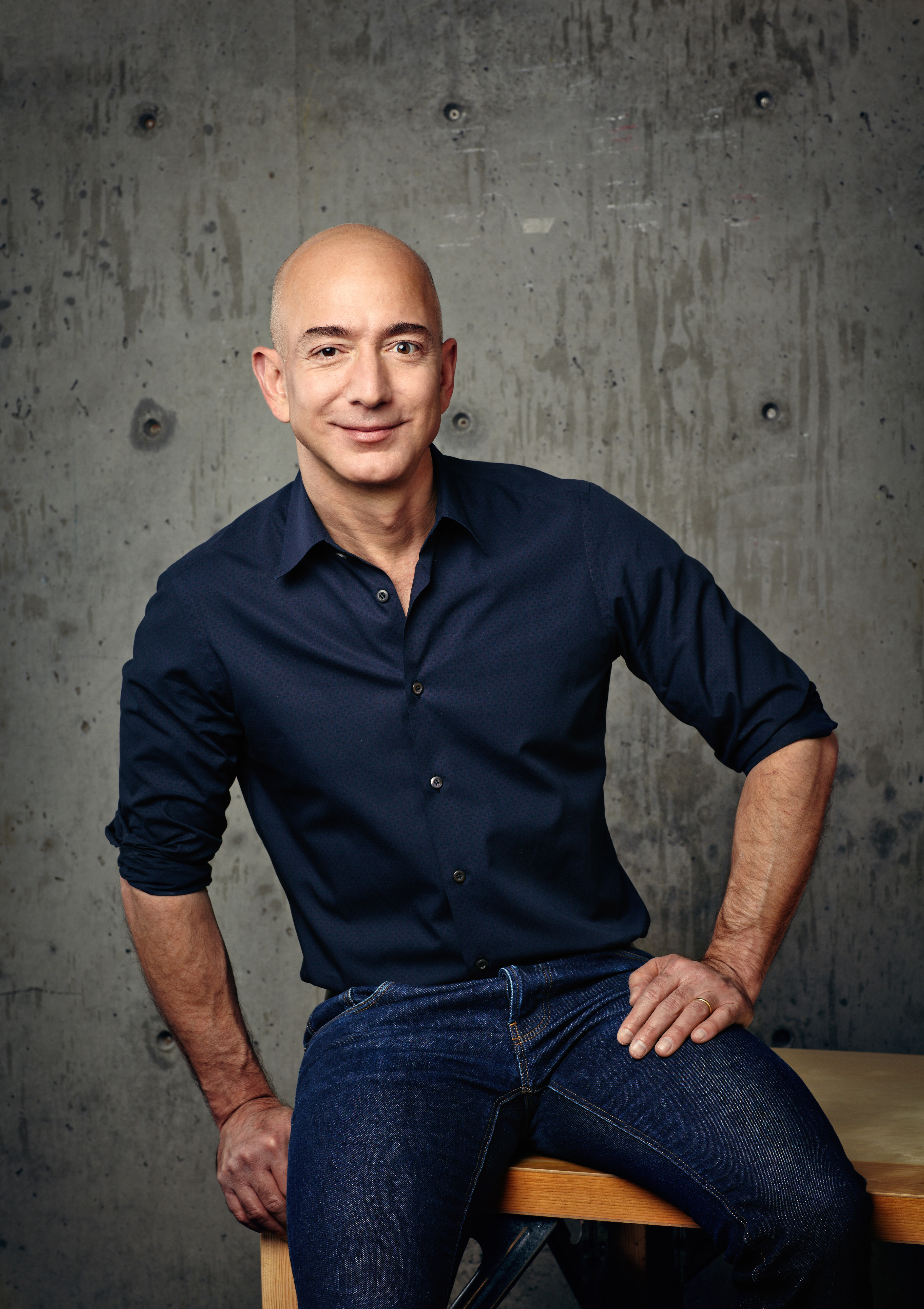 Jeff Bezos Biography - How He Started  and More