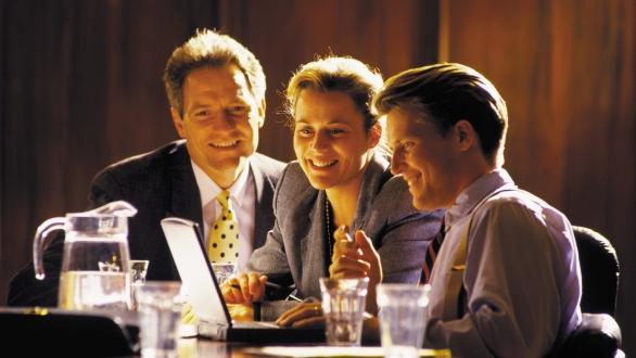 2001_Annual_Report08-00.jpg 586x330