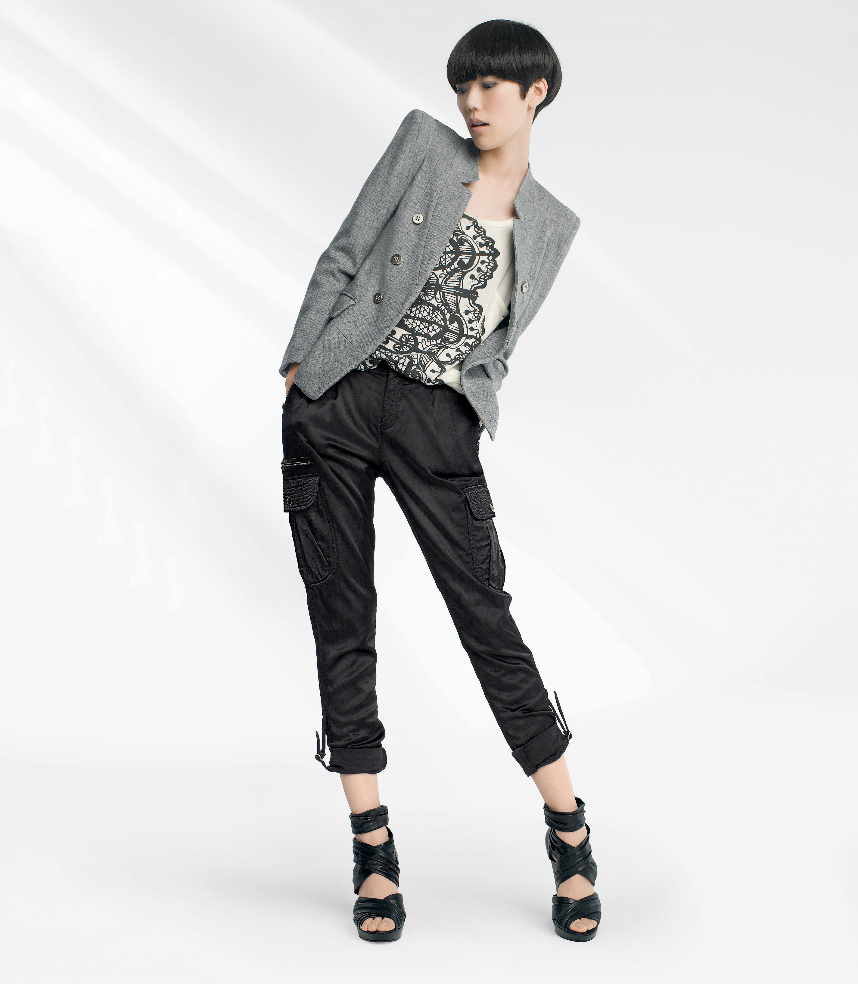 ‘Baxter’ blazer, viscose/wool/elastane, medium grey, $288. ‘Pericon’ tank, modal/wool, white/black, $118. ‘Tarina’ peg-leg trousers, cotton/viscose, black, $188. In Savvy at Nordstrom. ‘Baxter’ blazer, viscose/wool/elastane, medium grey, $288. ‘Pericon’ tank, modal/wool, white/black, $118. ‘Tarina’ peg-leg trousers, cotton/viscose, black, $188. In Savvy at Nordstrom.